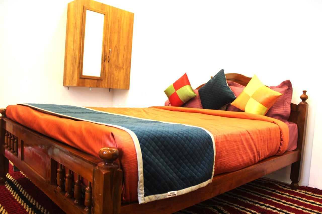 Arabian Nights Munnar Villa Exterior photo