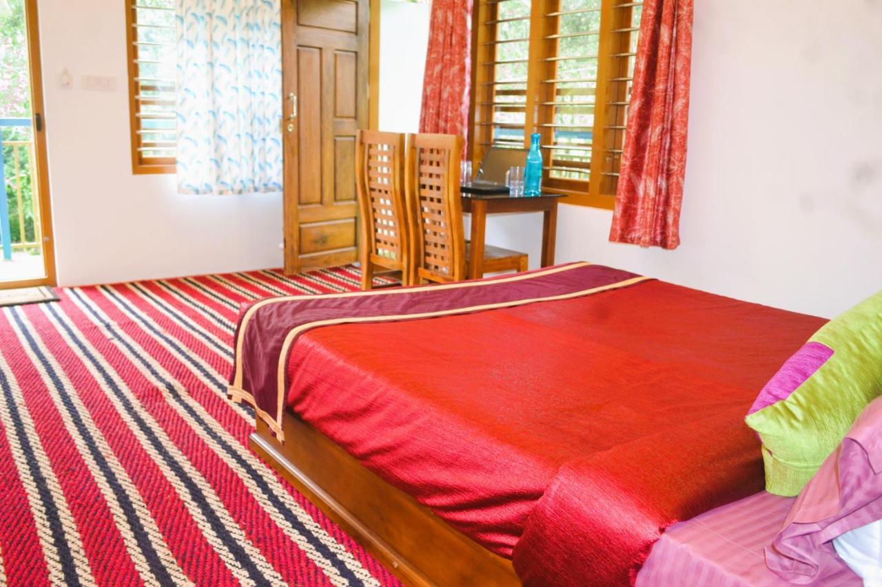 Arabian Nights Munnar Villa Exterior photo