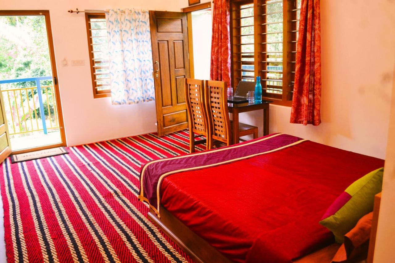 Arabian Nights Munnar Villa Exterior photo