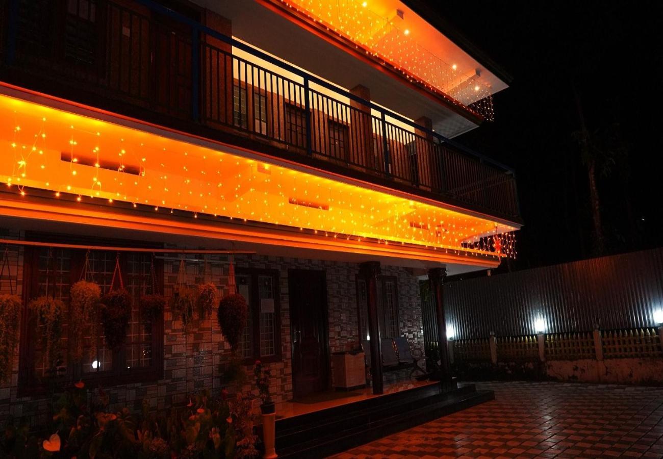 Arabian Nights Munnar Villa Exterior photo